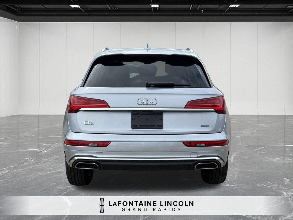 2024 Audi Q5 45 S line Premium quattro