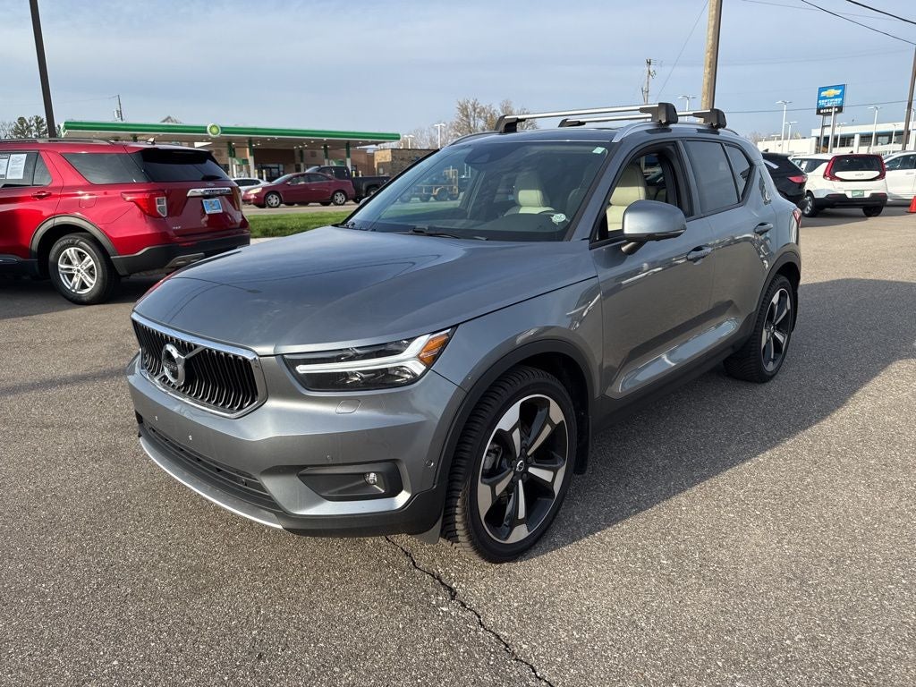 2019 Volvo XC40 R-Design
