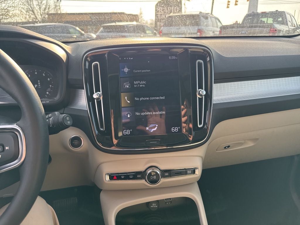 2019 Volvo XC40 R-Design