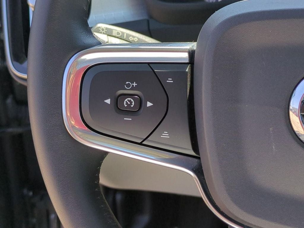2019 Volvo XC40 R-Design