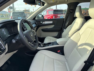 2019 Volvo XC40 R-Design