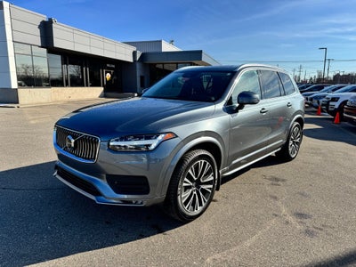 2020 Volvo XC90 T6 Momentum