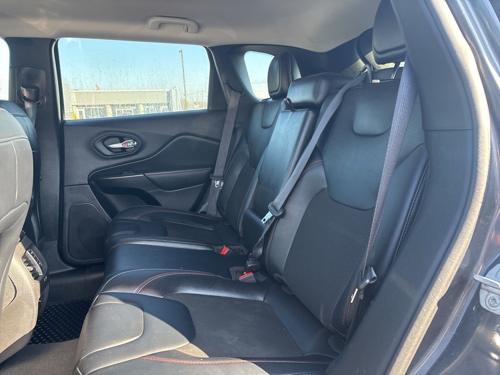 2022 Jeep Cherokee Trailhawk