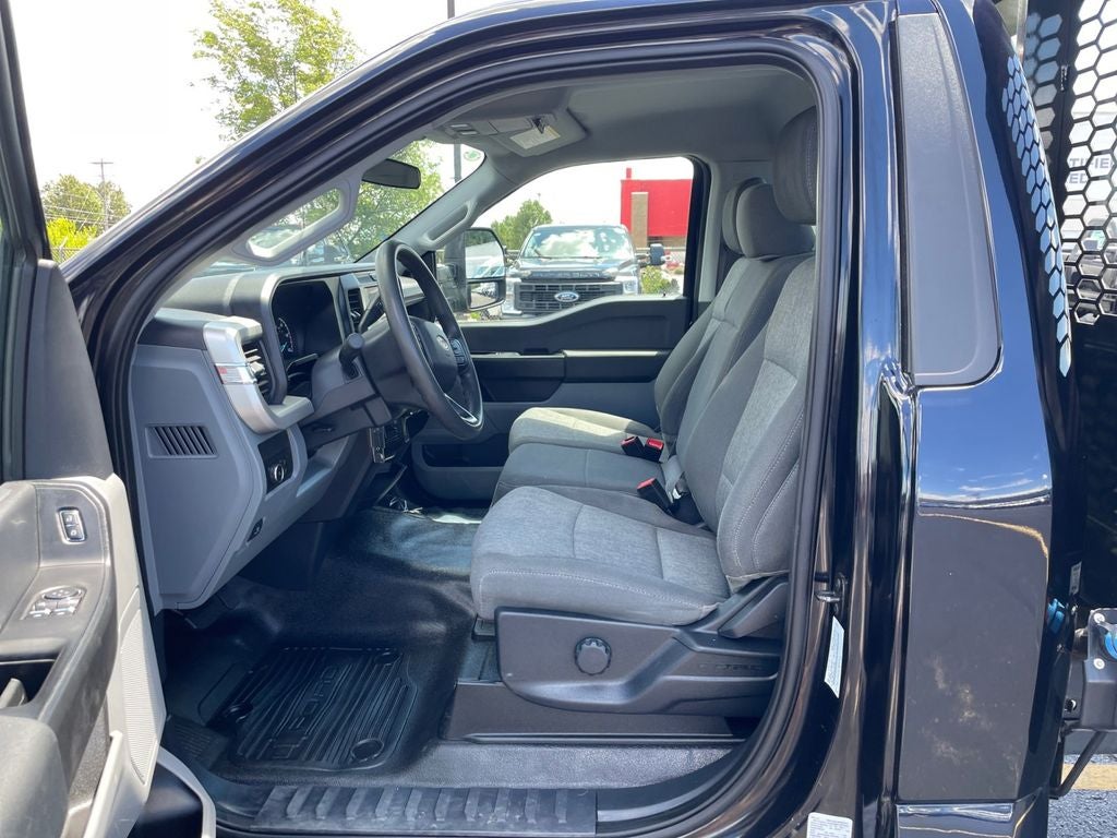 2025 Ford F-550SD XL DRW