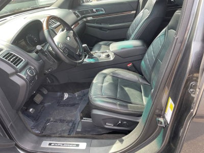 2017 Ford Explorer Platinum