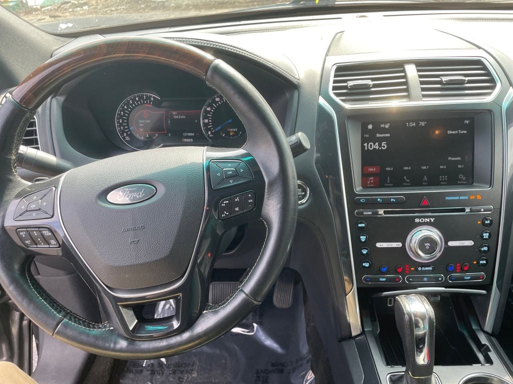 2017 Ford Explorer Platinum