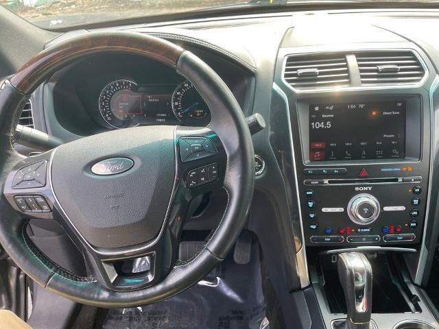 2017 Ford Explorer Platinum