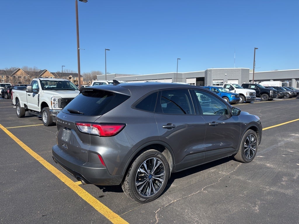 2021 Ford Escape SE Hybrid