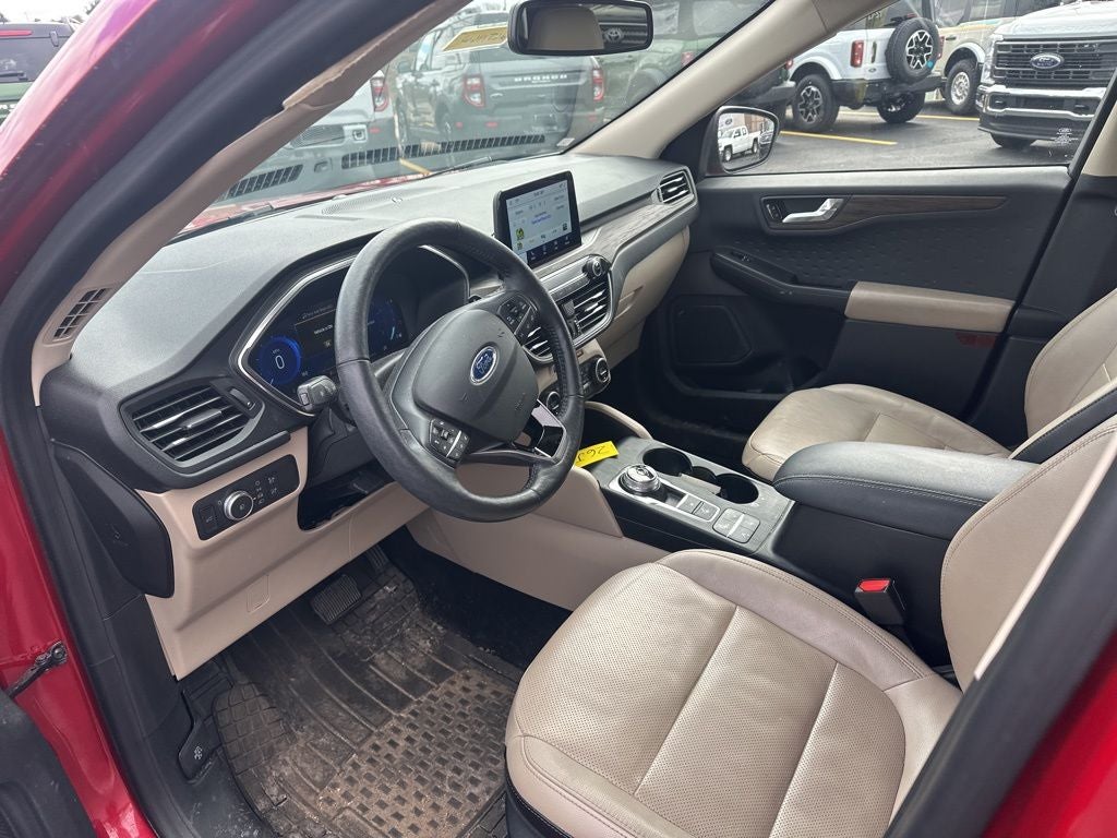 2020 Ford Escape Titanium