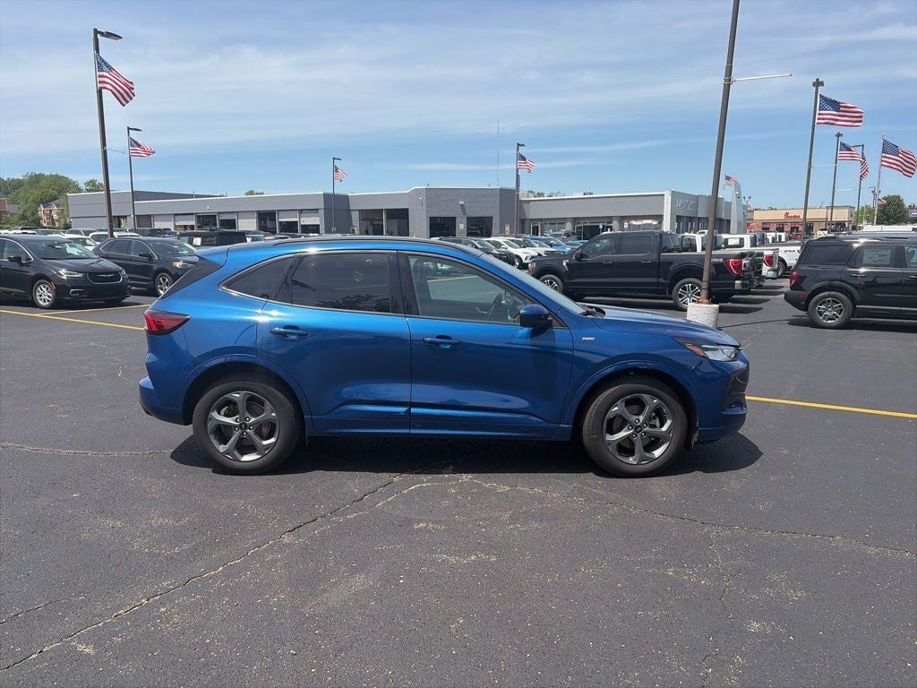 2023 Ford Escape ST-Line Select