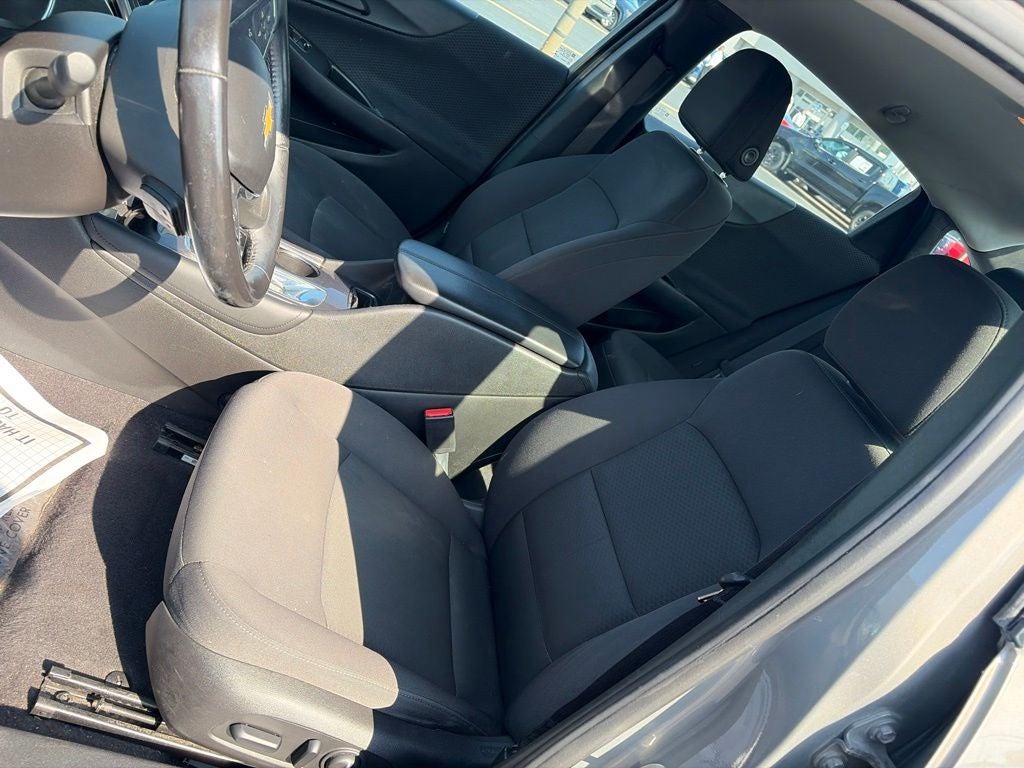 2017 Chevrolet Malibu LT 1LT