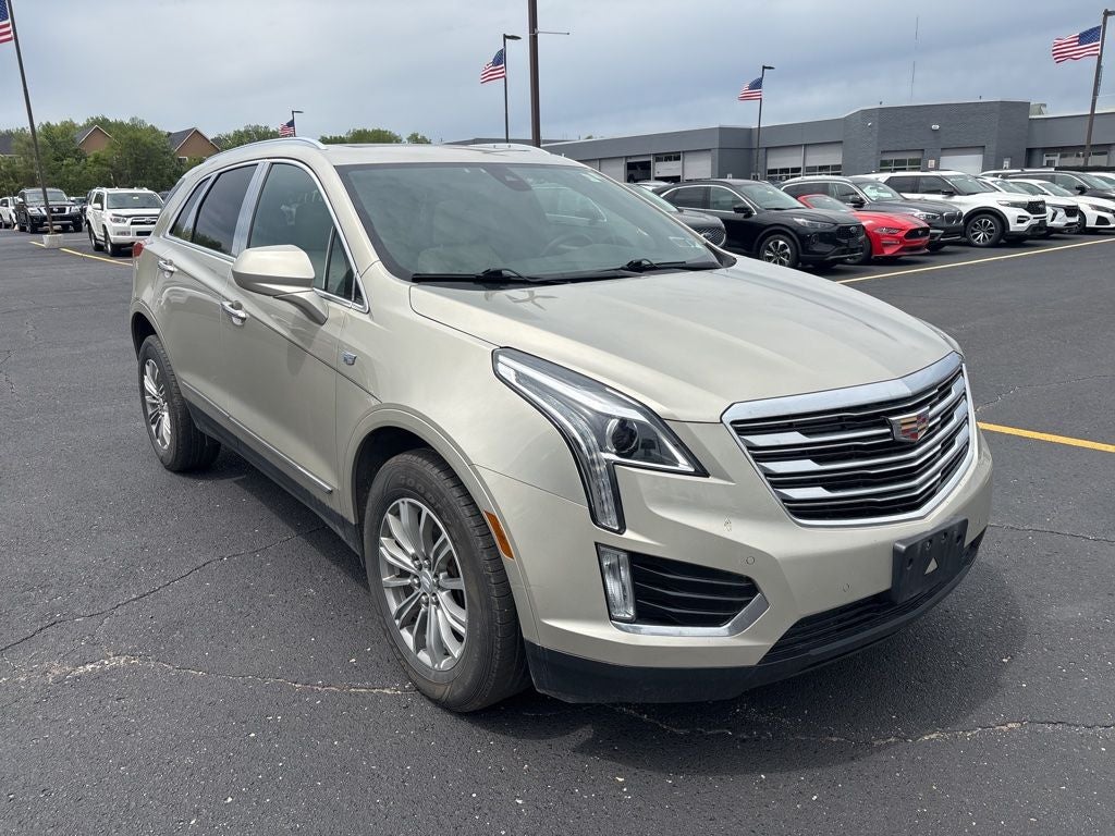 2017 Cadillac XT5 Luxury