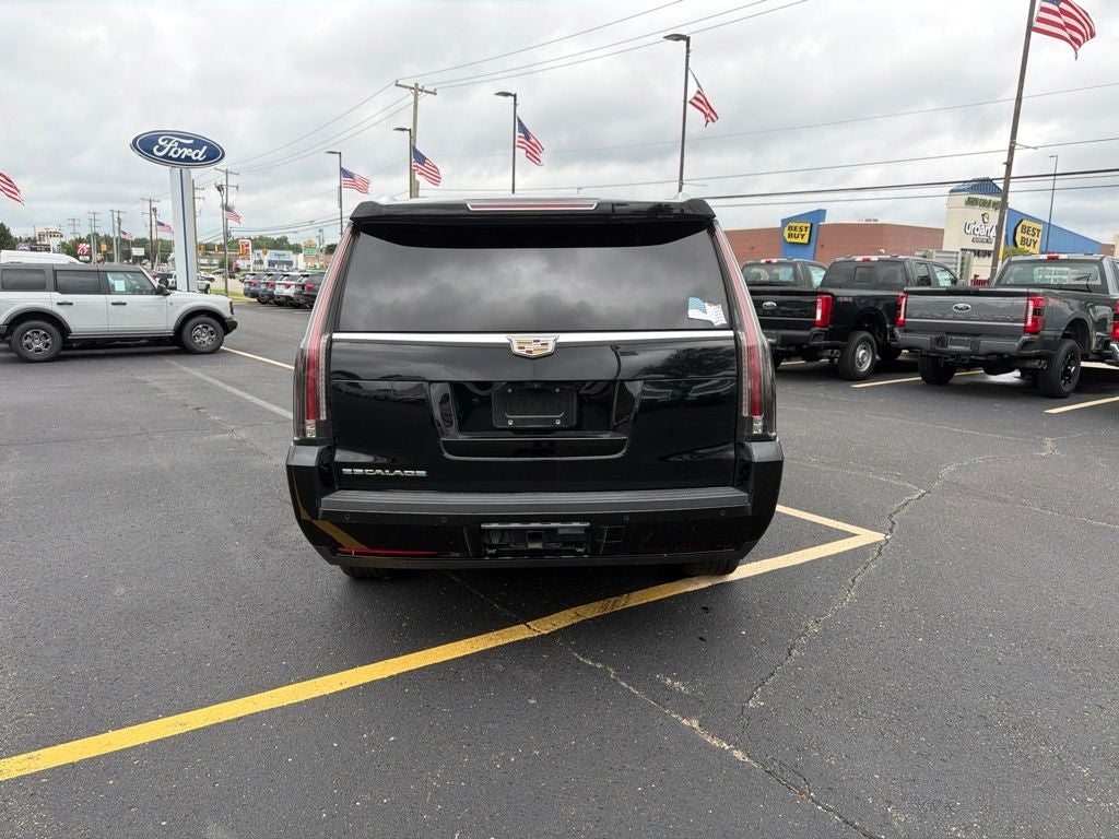 2019 Cadillac Escalade ESV Luxury