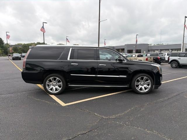 2019 Cadillac Escalade ESV Luxury