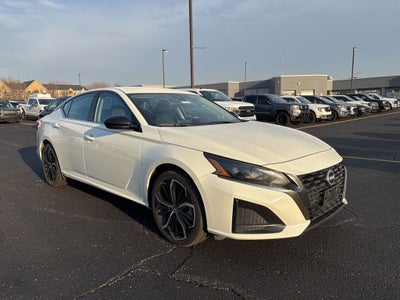 2025 Nissan Altima 2.5 SR