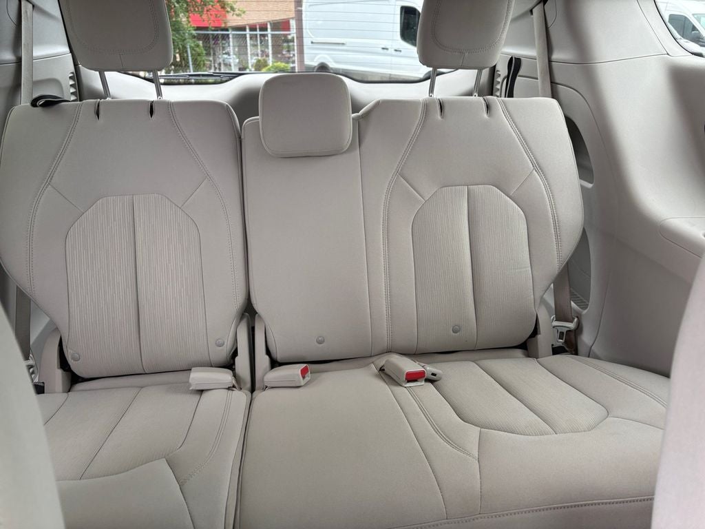 2017 Chrysler Pacifica Touring