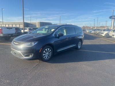 2018 Chrysler Pacifica Touring L Plus