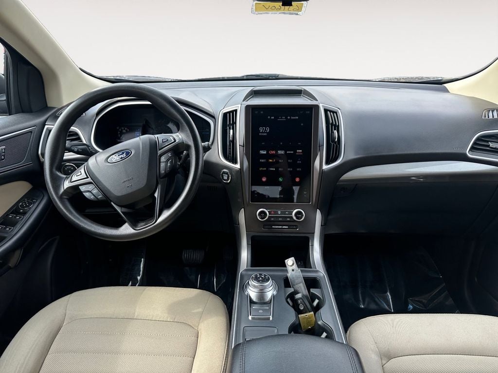 2021 Ford Edge SE