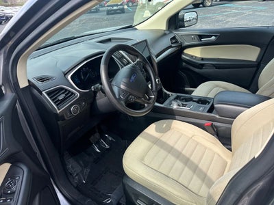 2021 Ford Edge SE