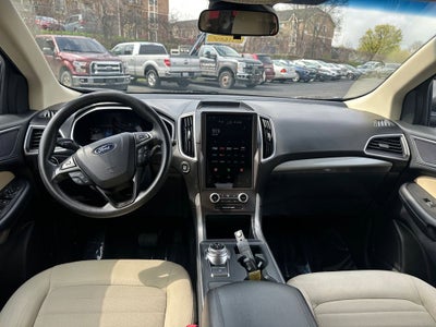 2021 Ford Edge SE
