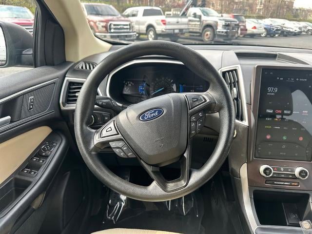 2021 Ford Edge SE