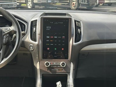 2021 Ford Edge SE