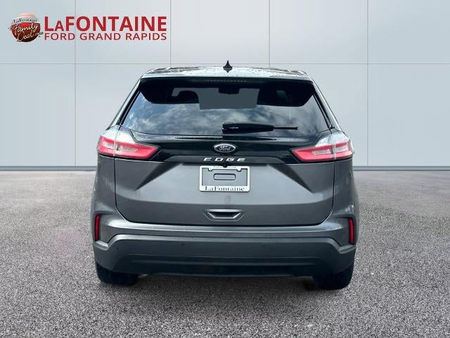 2021 Ford Edge SE