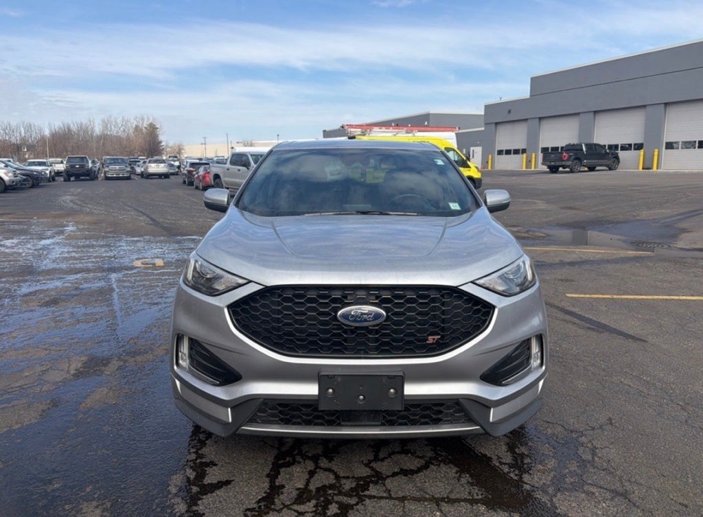 2022 Ford Edge ST