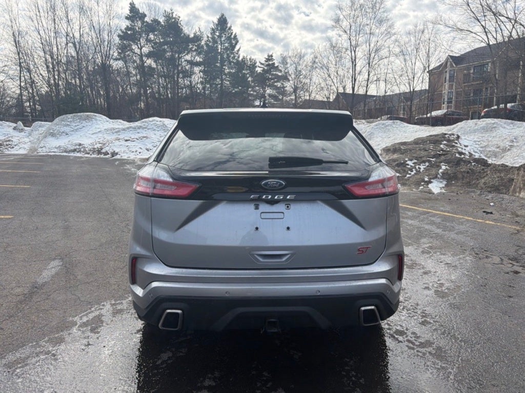 2022 Ford Edge ST