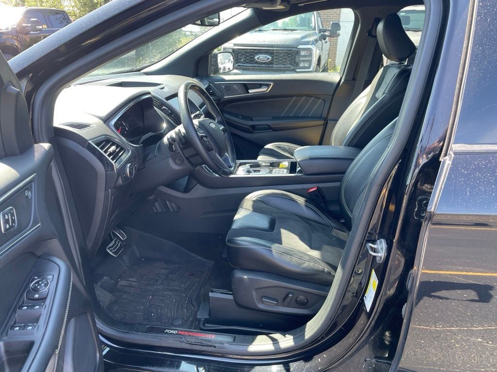 2020 Ford Edge ST
