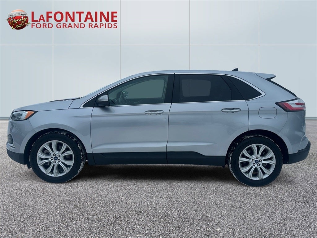 2022 Ford Edge Titanium