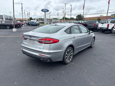 2020 Ford Fusion SE