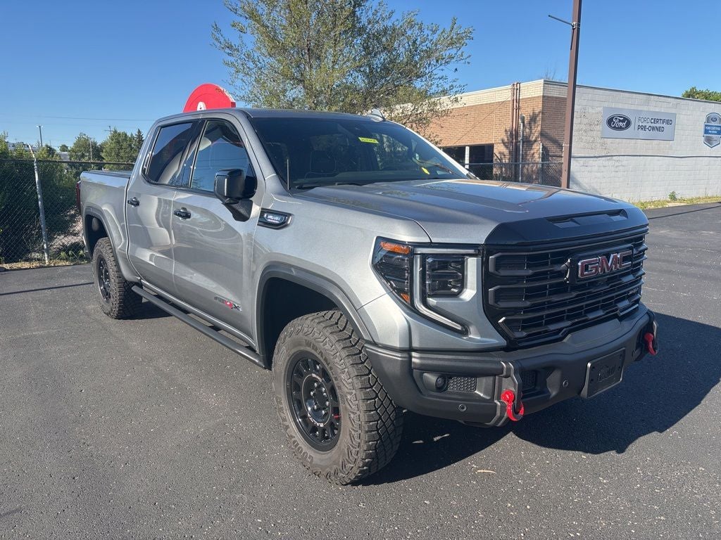2025 GMC Sierra 1500 AT4X