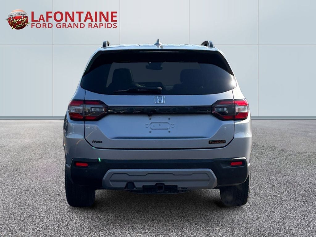 2023 Honda Pilot TrailSport