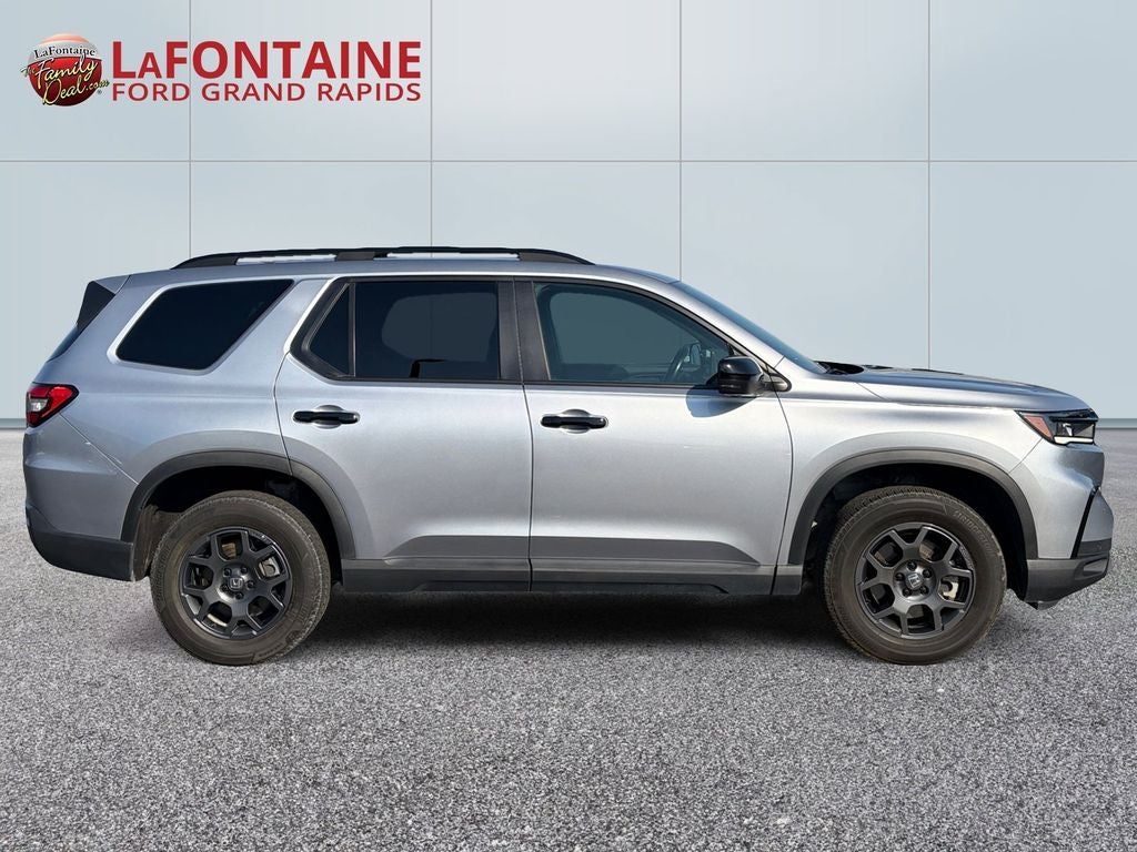 2023 Honda Pilot TrailSport