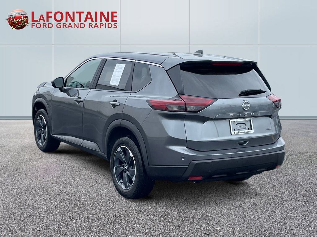 2025 Nissan Rogue SV