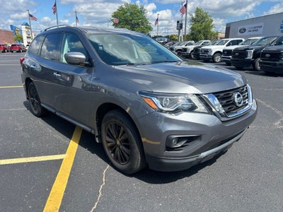 2019 Nissan Pathfinder SV