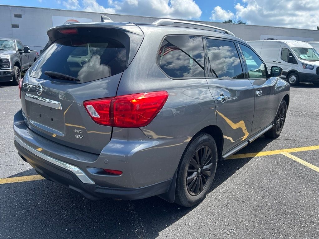 2019 Nissan Pathfinder SV