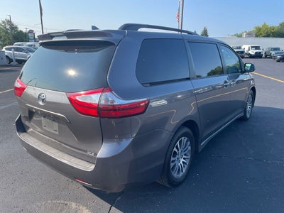 2018 Toyota Sienna XLE 8 Passenger