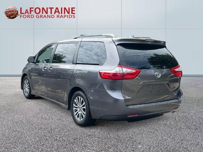 2018 Toyota Sienna XLE 8 Passenger
