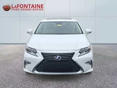 2018 Lexus ES 300h