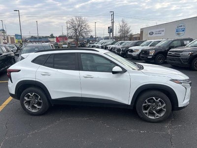 2025 Chevrolet Trax LT