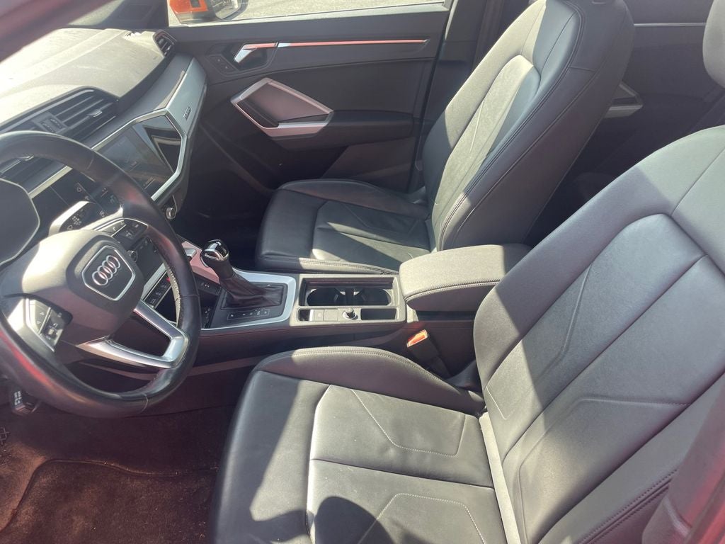 2021 Audi Q3 Premium quattro