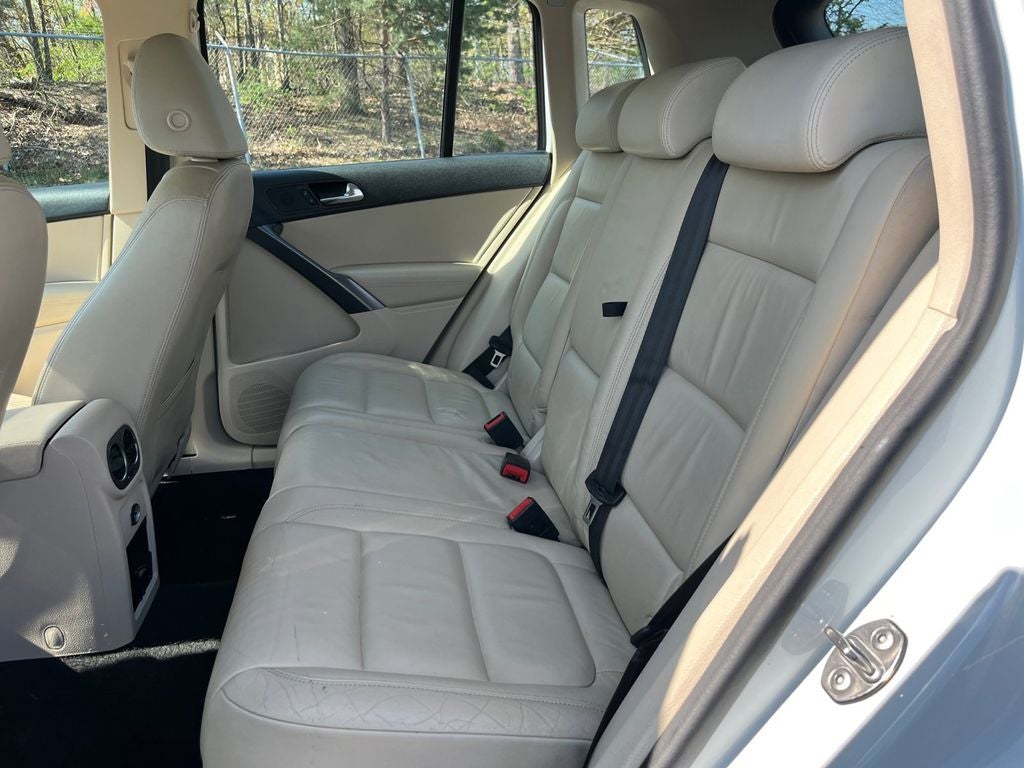 2018 Volkswagen Tiguan Limited 2.0T 4Motion