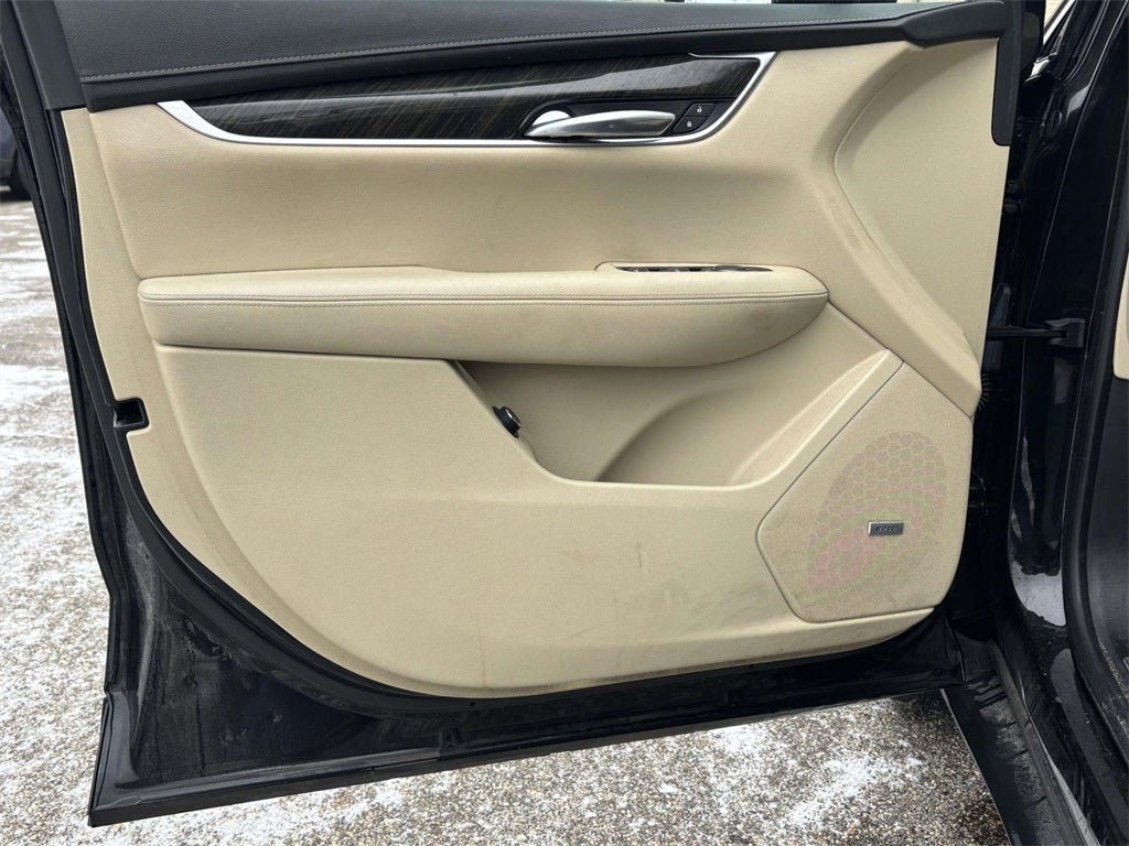 2017 Cadillac XT5 Base