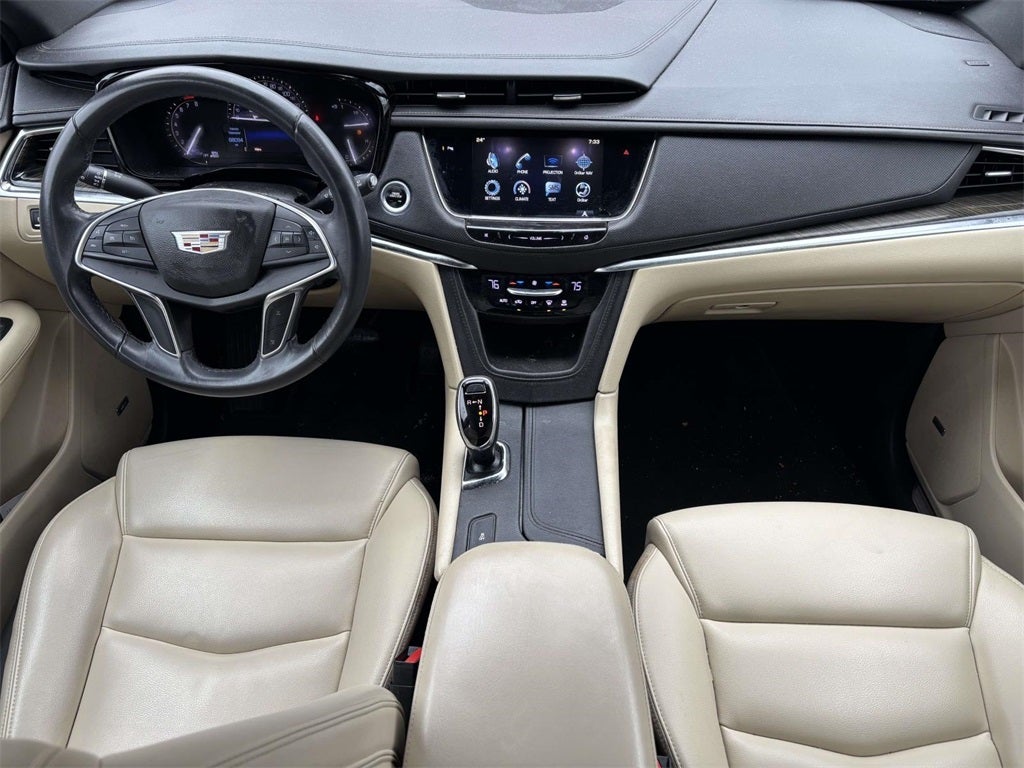 2017 Cadillac XT5 Base