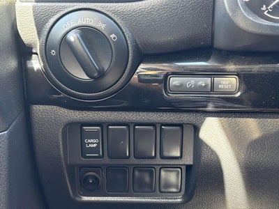 2022 Nissan Titan SV