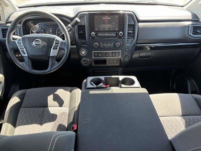 2022 Nissan Titan SV