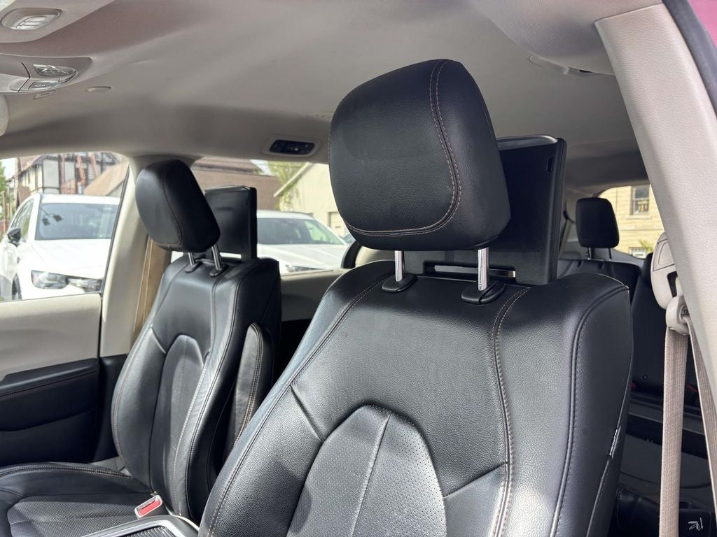 2018 Chrysler Pacifica Touring L Plus