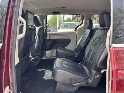 2018 Chrysler Pacifica Touring L Plus